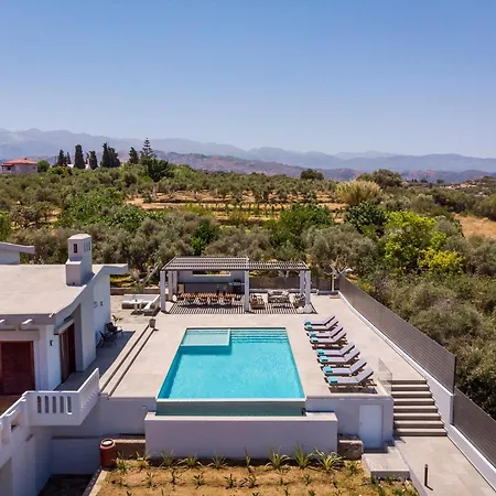 Azatis Luxury Villa Kato Daratso