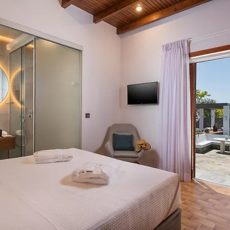 Villa Azatis Luxury *